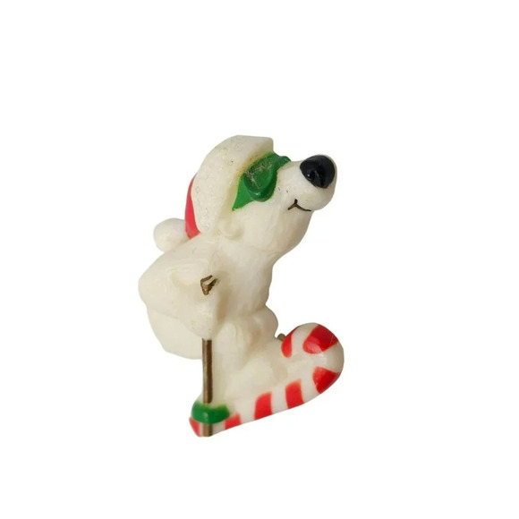 Hallmark Green Red Plastic Skiing Polar Bear Christmas Brooch Pin Vintage - Picture 2 of 6